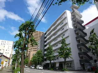 イオ南3条【4階】の外観