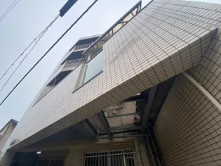 坪井ビル【3階】の外観