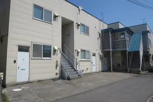 カナリアマンション【2階】の外観