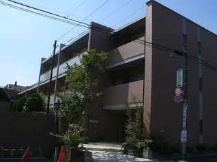 アーバンコート仙川【1階】の外観