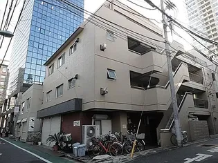 東京都新宿区四谷4【マンション】の外観