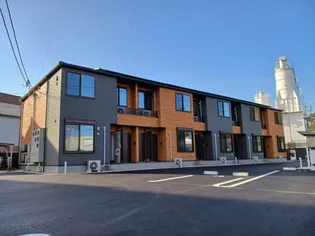 リコリス・アズ【1階】の外観