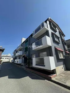 シャトー リブ ロイヤル【3階】の外観