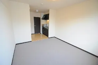 レオネクスト白帆台【1階】の居間