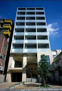 東京都港区西麻布4【マンション】の外観