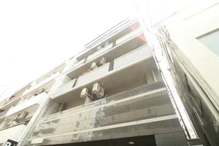 LU SANA TAKEYAの画像