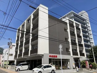 アーバン駅前の画像