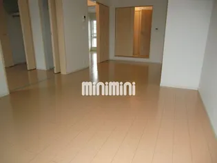 サンヴィスタハウス【2階】の居間