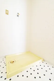 シャンポール原II【1階】の内装