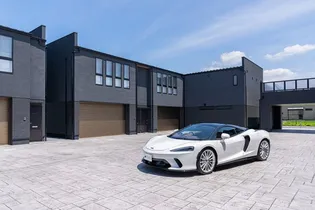 INCELL木更津 THE LUXURYの外観