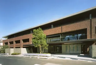 東京都港区六本木4【マンション】の外観