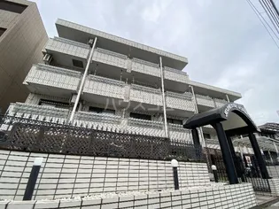 ジュネス市川【4階】の外観