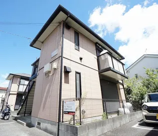 ニューハイムE【1階】の外観