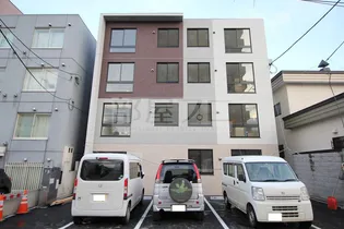 ALPHA山鼻【4階】の外観