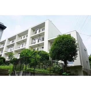 青葉台マンションA棟 102号室【1階】の外観