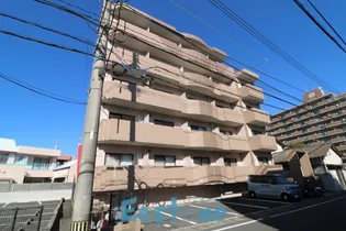 ウィング郡元【1階】の外観