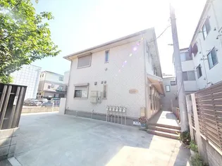 プランタン鶴見【1階】の外観