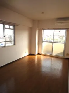 サンリヴィエール五反野【6階】の居間