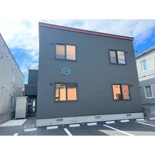 MARESSE ROSSO【1階】の外観