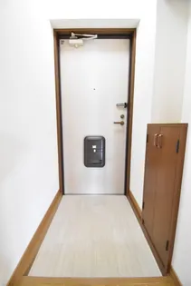 マリンアベニュー新生【3階】の玄関