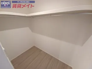 ウルバーノIII【1階】の内装