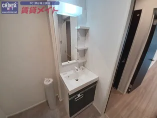 ウルバーノIII【1階】の内装