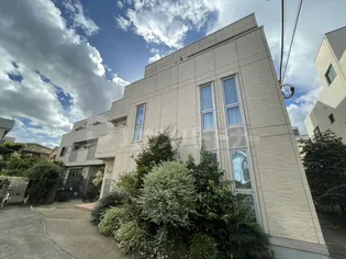 Bequem【3階】の外観