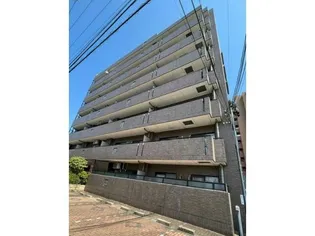 ケルン白壁の画像