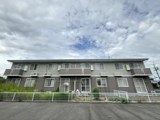 ラルジュ・パルテール【1階】の外観