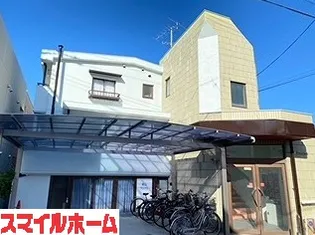 前山クロニケル【3階】の外観