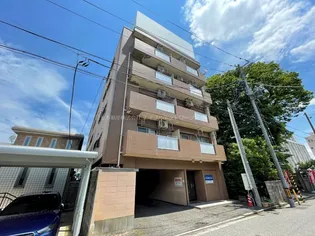 ユートピア三愛新島【4階】の外観