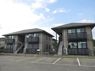 ファミーレ【2階】の外観