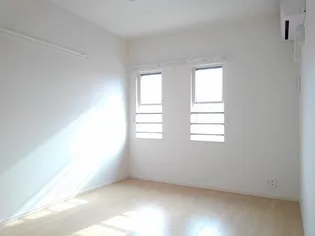 セノーテ B【2階】の内装