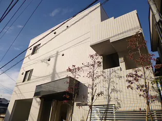 東京都世田谷区北沢5【マンション】の外観