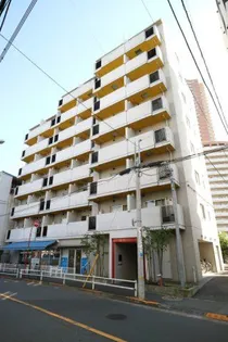 東京都新宿区河田町【マンション】の外観