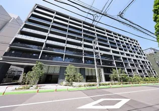 東京都新宿区東五軒町【マンション】の外観