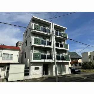 北海道札幌市豊平区平岸三条6【マンション】の外観