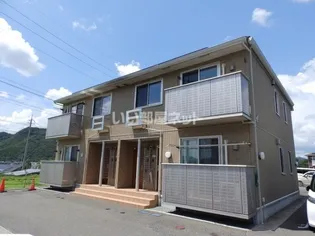 パープルティアラ A棟【1階】の外観