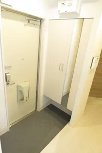 セントラルヴィレッジB棟【1階】の玄関