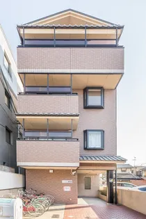 マ シェリ東山の画像