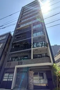 東京都千代田区岩本町3【マンション】の外観