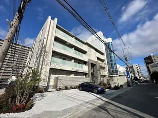 Light villa 江坂【4階】の外観