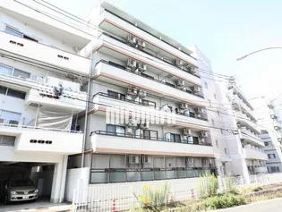 メイゾンチュトワイエ鶴見【3階】の外観