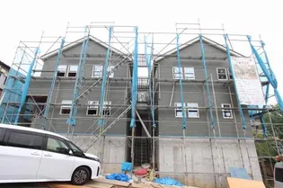 神奈川県横浜市青葉区新石川1【一戸建】の外観