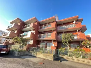 ライオンズマンション猫洞第3【2階】の外観