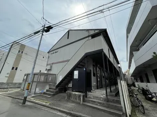 イースト・アレイ【1階】の外観