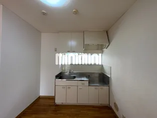 アザレアガーデンC【2階】のキッチン