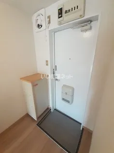 ステーションハイツ【2階】の玄関