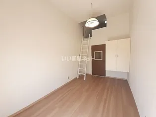 ステーションハイツ【2階】の居間