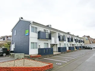 ファミール春日【2階】の外観